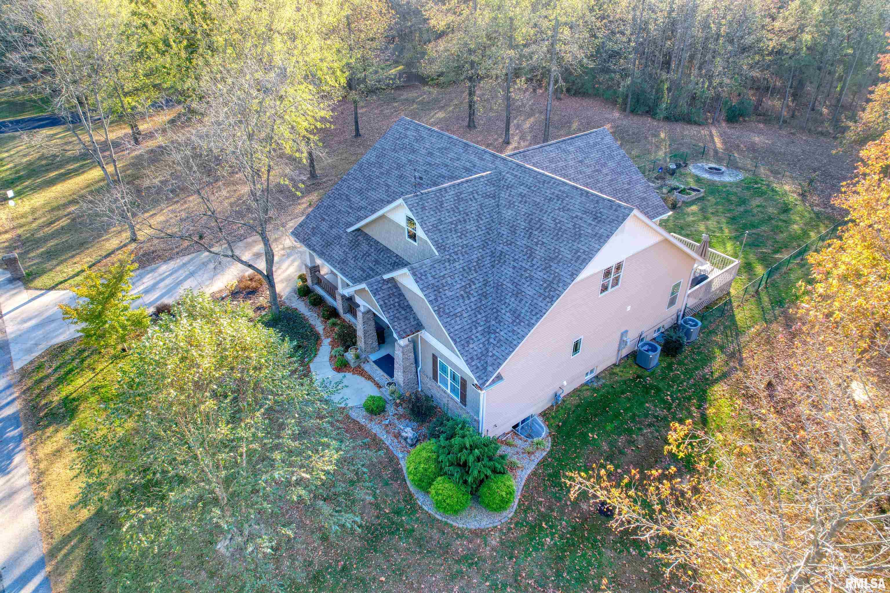 305 Prairie Road Carterville, IL 62918 - Photo 1 of 41 Gallery Image 1