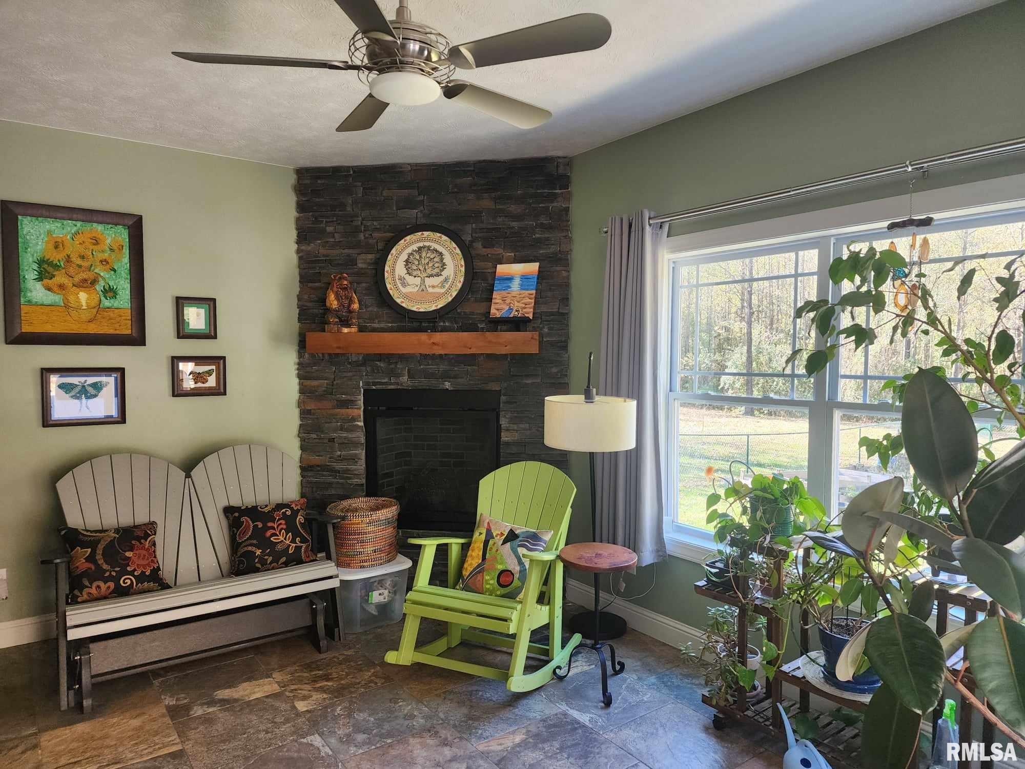 305 Prairie Road Carterville, IL 62918 - Photo 18 of 41 Gallery Image 18