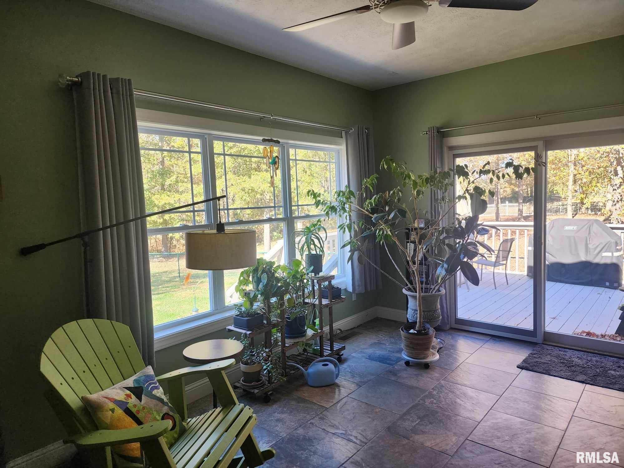 305 Prairie Road Carterville, IL 62918 - Photo 19 of 41 Gallery Image 19