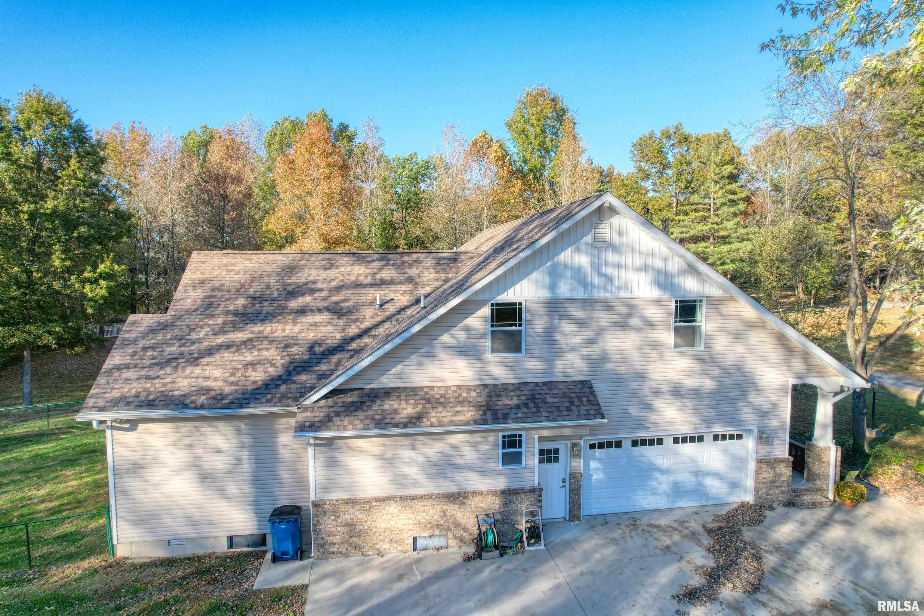 305 Prairie Road Carterville, IL 62918 - Photo 2 of 41 Gallery Image 2