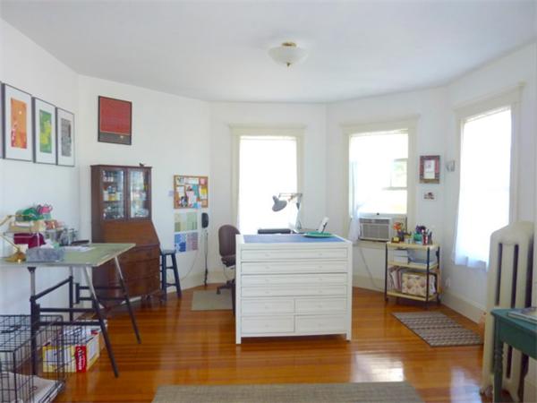 3 Upland Road, Unit 3 Brookline, MA 02445 - Photo 4 of 12 Gallery Image 4