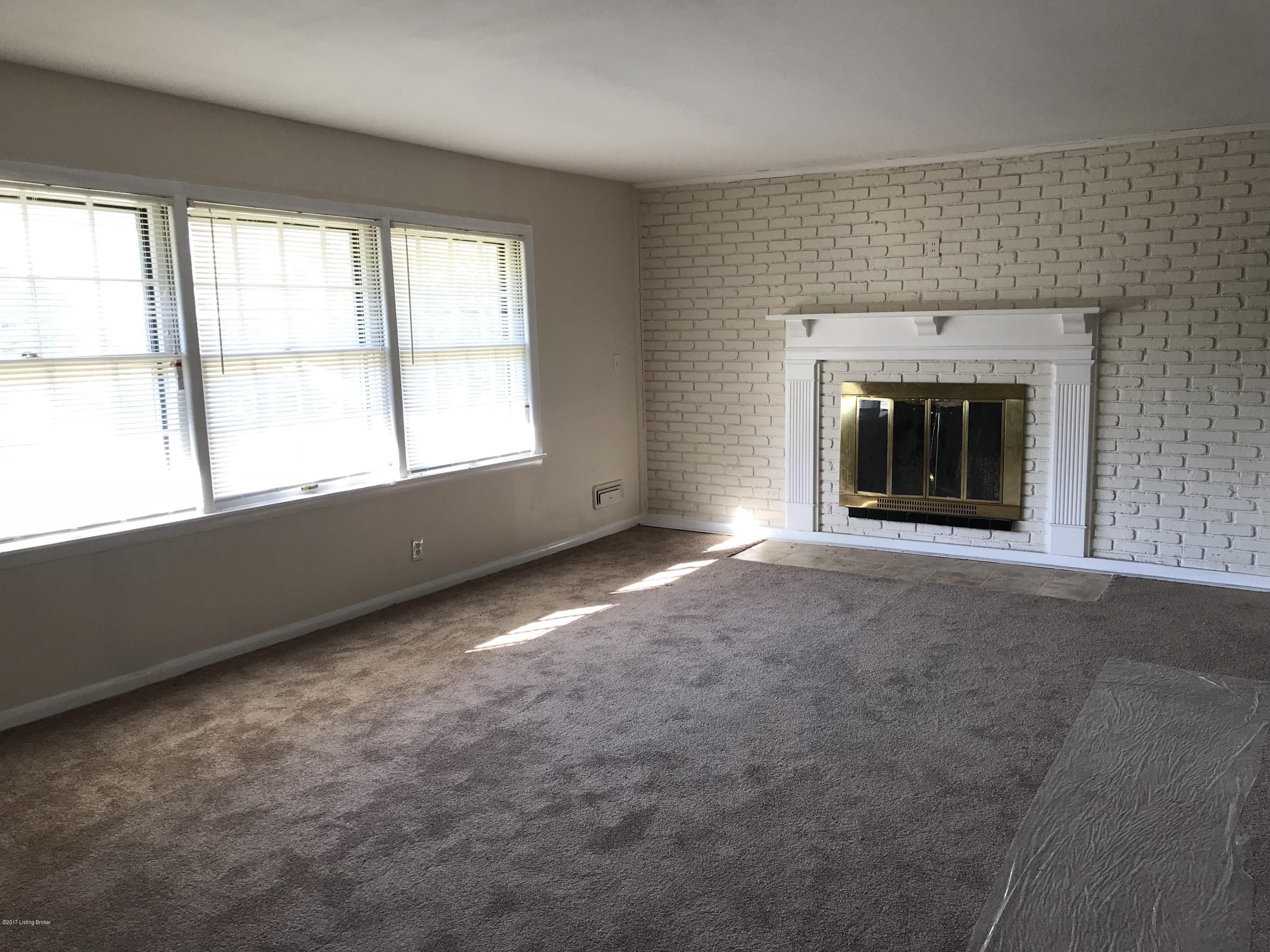 503 Hill Ridge Road Louisville, KY 40214 - Photo 2 of 9 5A5BA9B1-F466-4069-B789-D1336D4238F3
