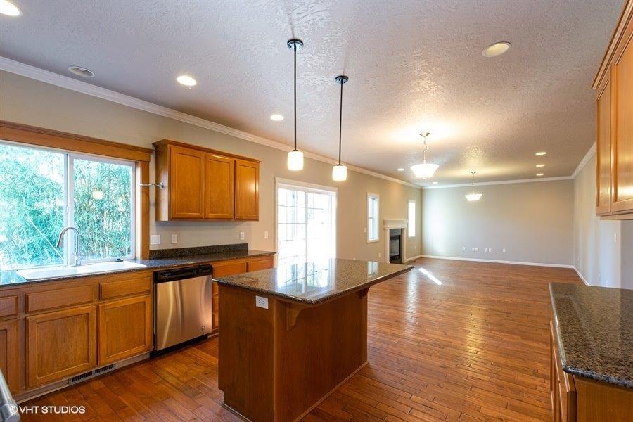 2160 Crestbrook Road, Unit 14 Medford, OR 97504 - Photo 13 of 25 Additional Photo