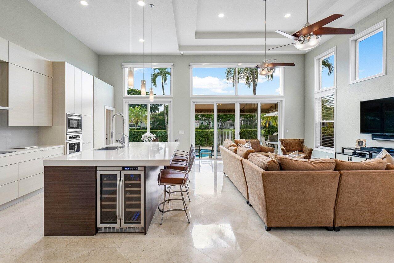 5791 Regency Circle West Boca Raton, FL 33496 - Photo 5 of 23 5