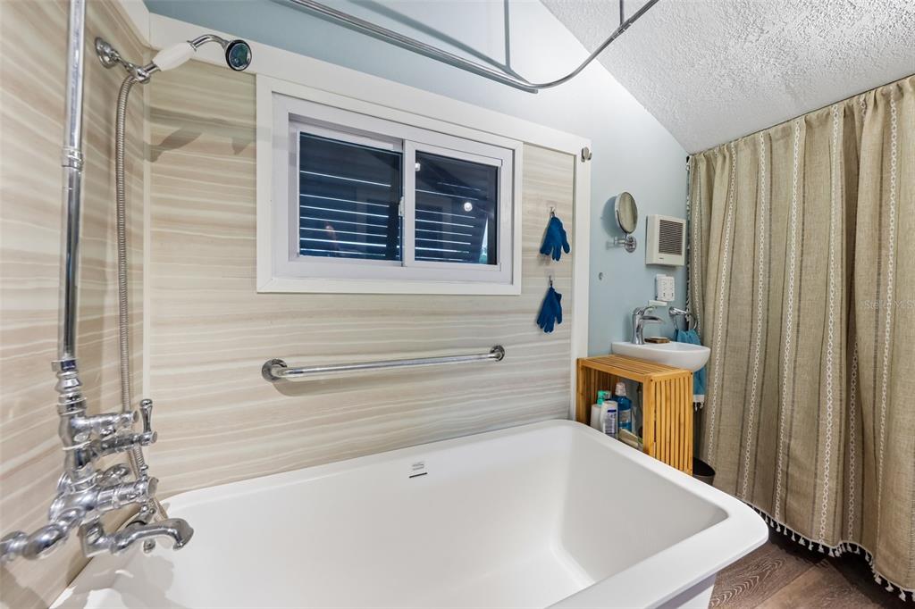 24521 Snail Road Astor, FL 32102 - Photo 19 of 57