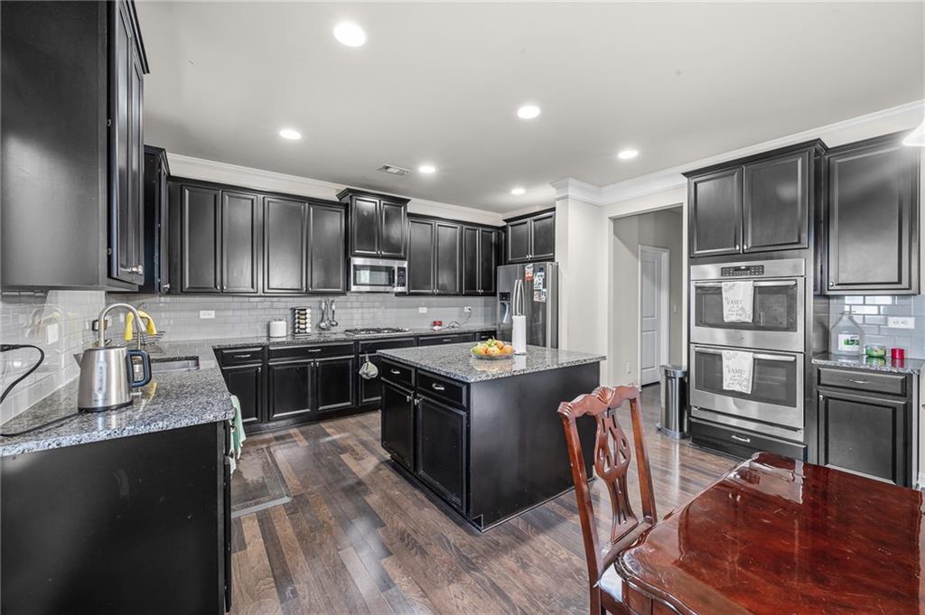 2554 Jupiter Drive Southwest Powder Springs, GA 30127 - Photo 12 of 44
