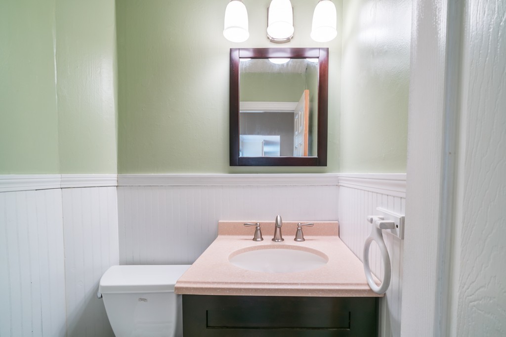 10 Lund Road Medford, MA 02155 - Photo 14 of 16