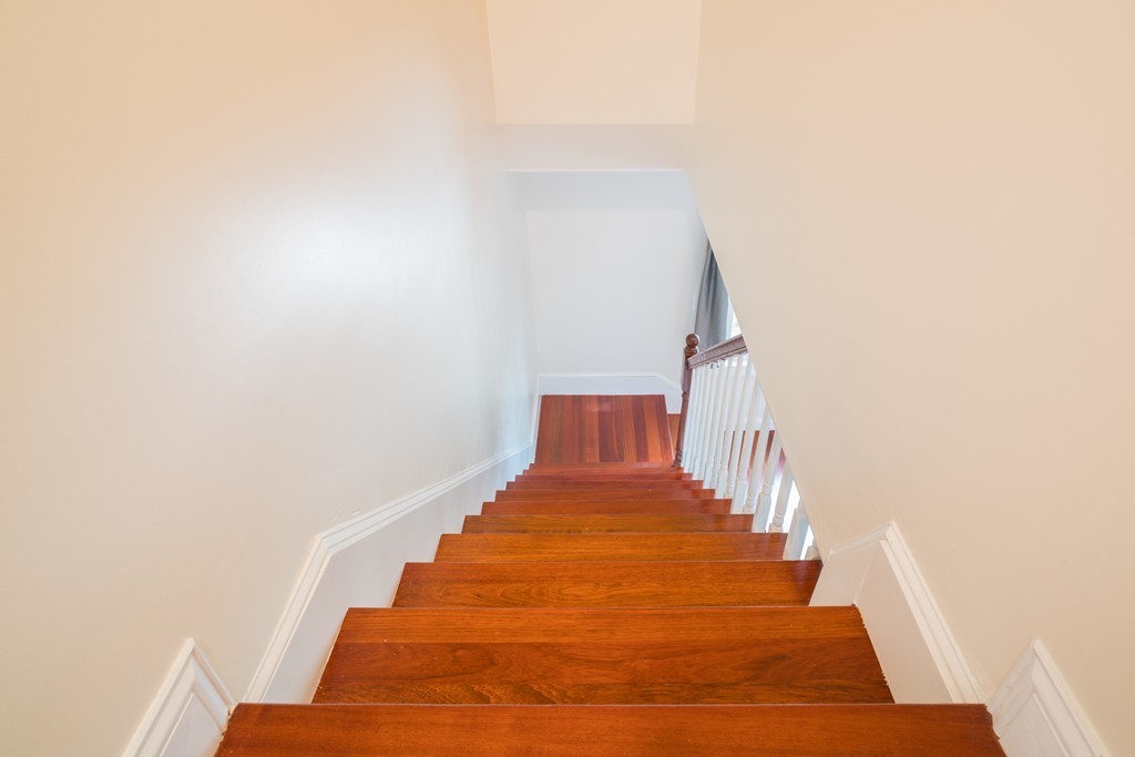 10 Lund Road Medford, MA 02155 - Photo 6 of 16