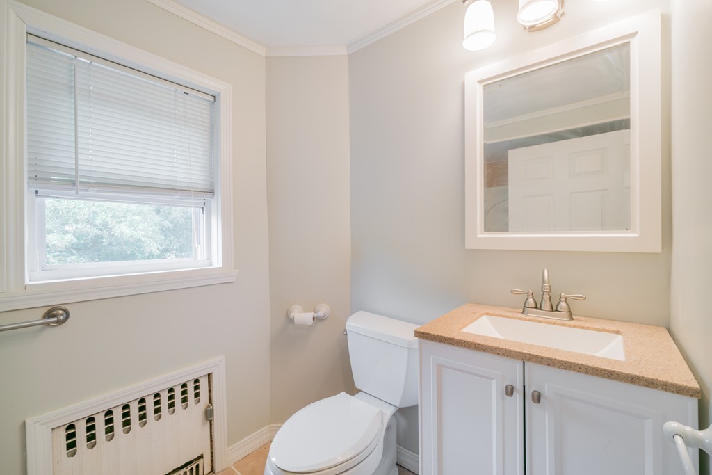 10 Lund Road Medford, MA 02155 - Photo 10 of 16