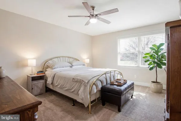 $1,500,000 | 7290 Southern Maryland Boulevard, Owings, MD 20736