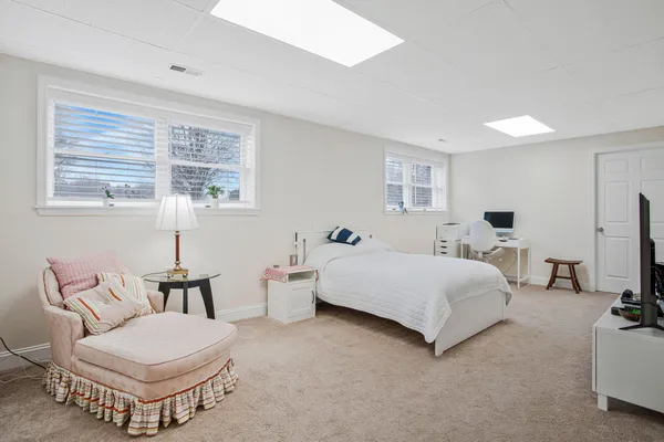 $1,500,000 | 7290 Southern Maryland Boulevard, Owings, MD 20736