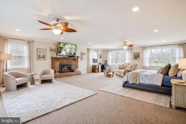 $1,500,000 | 7290 Southern Maryland Boulevard, Owings, MD 20736