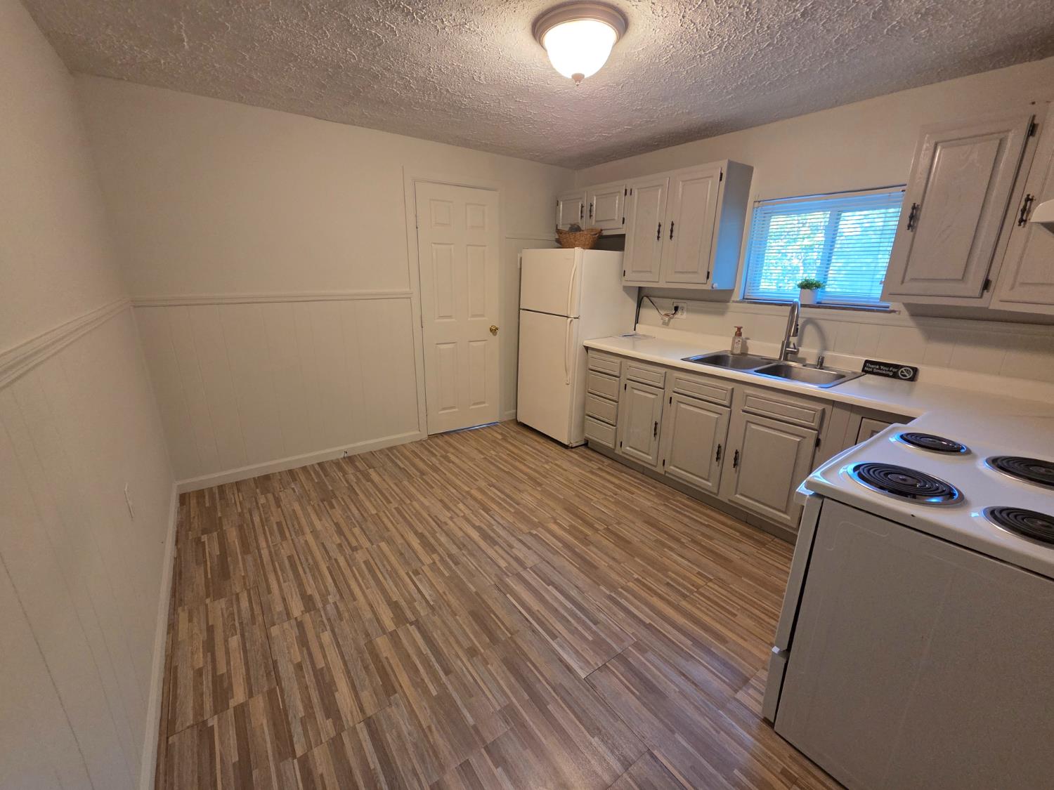 706 Ridge Avenue Aurora, IN 47001 - Photo 8 of 16