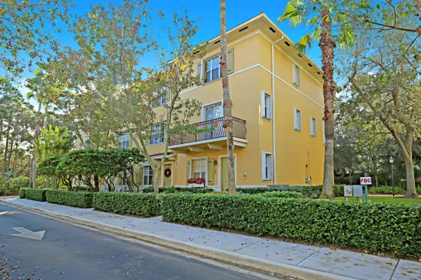 $3,500 | 148 Morning Dew Circle, Jupiter, FL 33458