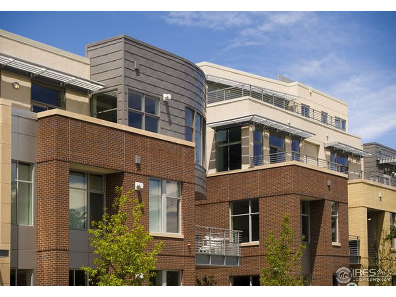 1655 Walnut Street, Unit 305 Boulder, CO 80302 - Photo 23 of 25 a front view of a building
