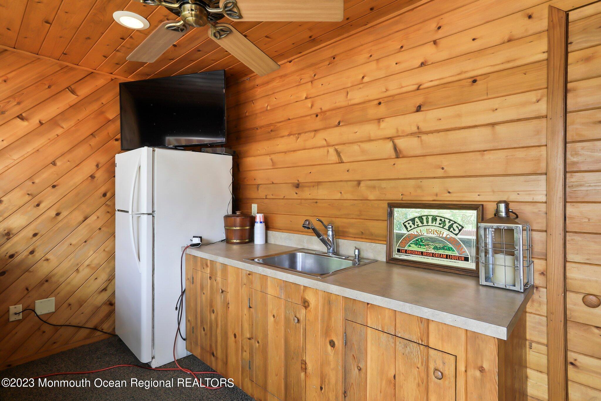 130 Sargent Road Freehold, NJ 07728 - Photo 14 of 43 5W5A8831