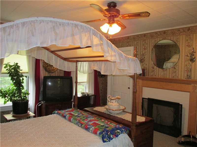 270 Dodds Road Butler, PA 16002 - Photo 21 of 25 Master Bedroom.
