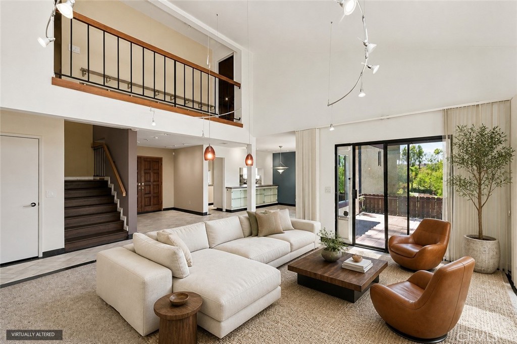 440 Elsmere Drive Riverside, CA 92506 - Photo 8 of 39 Gallery Image 8