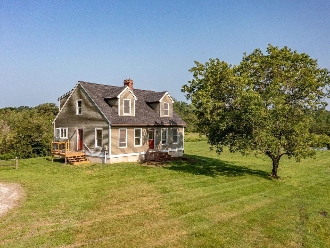 15196 Rte 116 Hinesburg, VT 05461 - Photo 1 of 40 Gallery Image 1