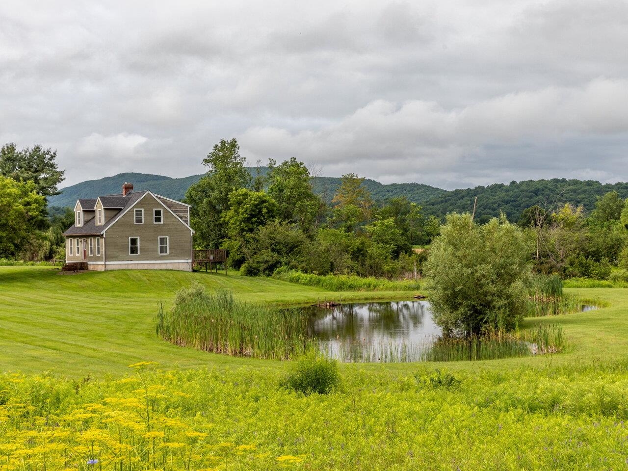 15196 Rte 116 Hinesburg, VT 05461 - Photo 4 of 40 Gallery Image 4