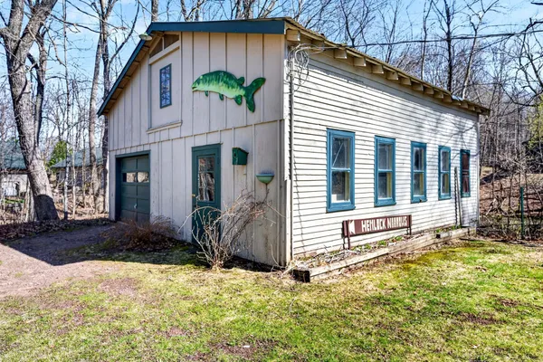 $1,149,900 | 2772 25th Avenue, Rice Lake, WI 54868