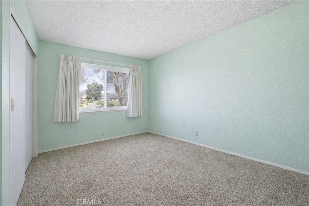 19629 Oneida Road Apple Valley, CA 92307 - Photo 18 of 37