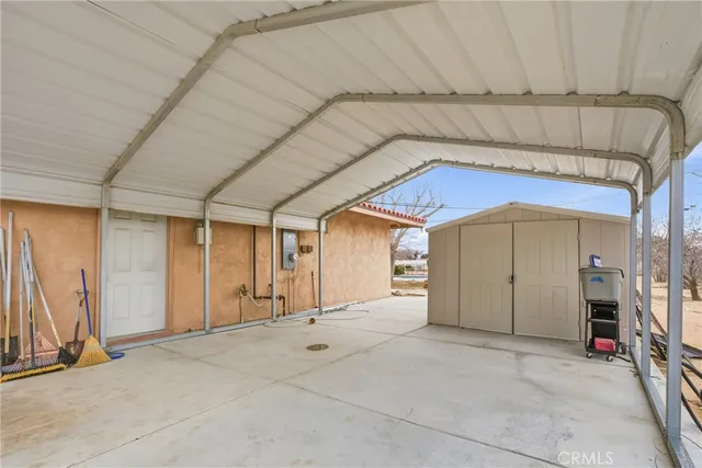 $435,000 | 19629 Oneida Road, Apple Valley, CA 92307
