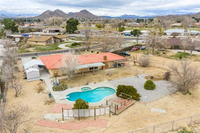 $435,000 | 19629 Oneida Road, Apple Valley, CA 92307