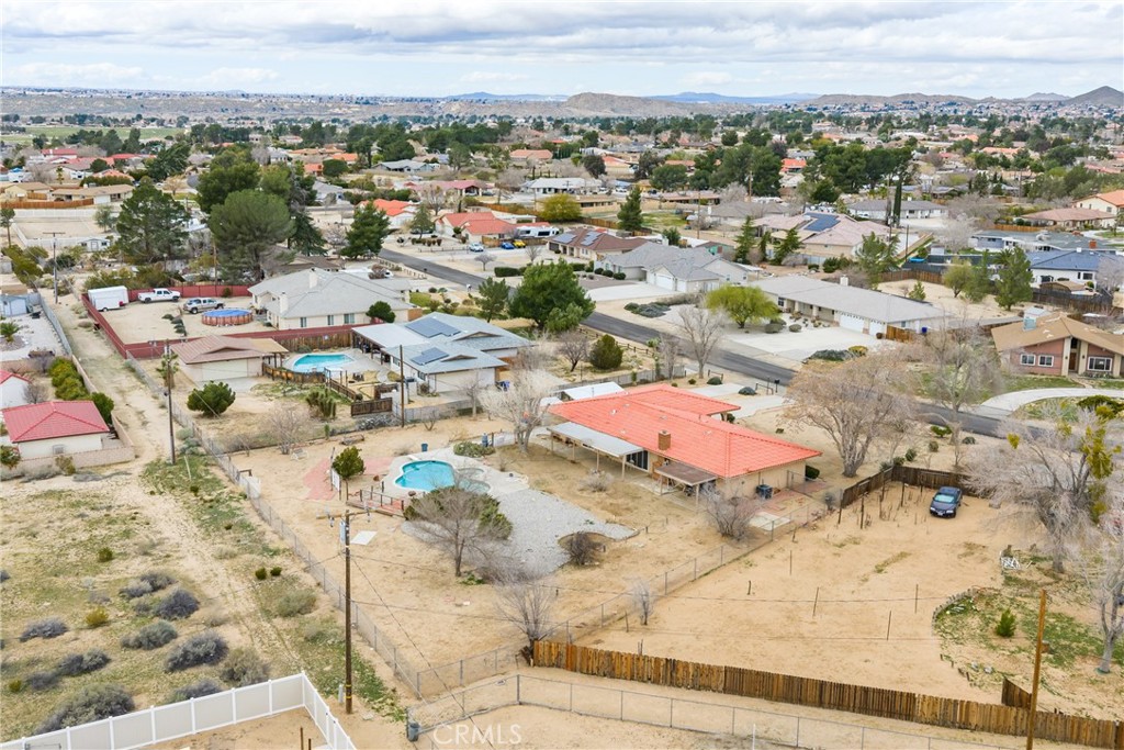 19629 Oneida Road Apple Valley, CA 92307 - Photo 35 of 37