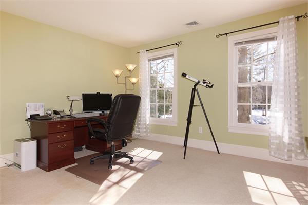 11 Hastings Road Weston, MA 02493 - Photo 13 of 27 Gallery Image 13