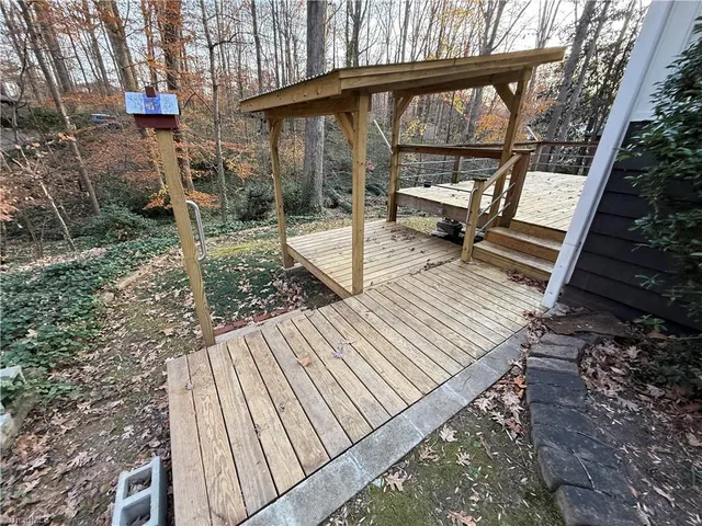 $1,475 | 133 Woodbriar Road, Winston-Salem, NC 27106