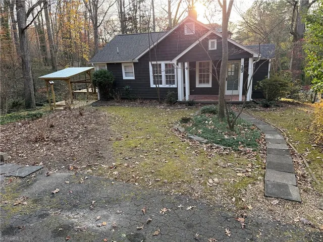 $1,475 | 133 Woodbriar Road, Winston-Salem, NC 27106