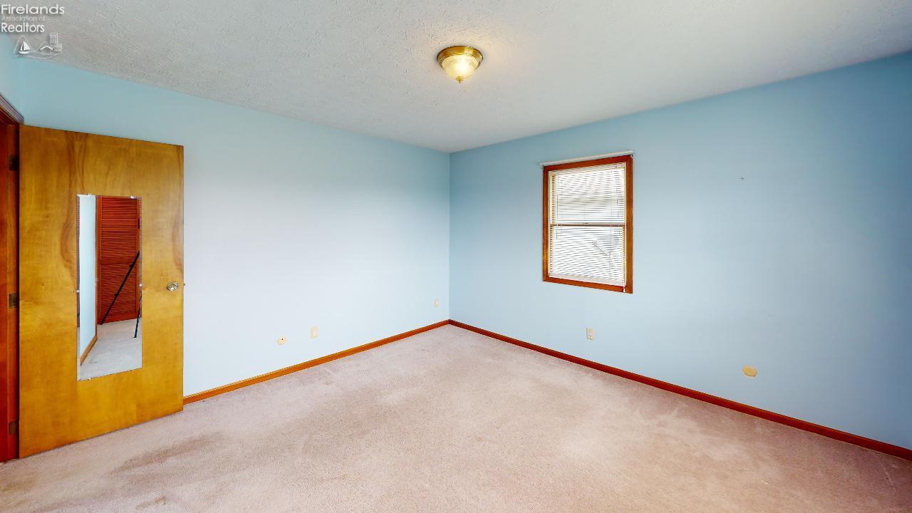 1600 Smith Road Fremont, OH 43420 - Photo 17 of 21 Gallery Image 17