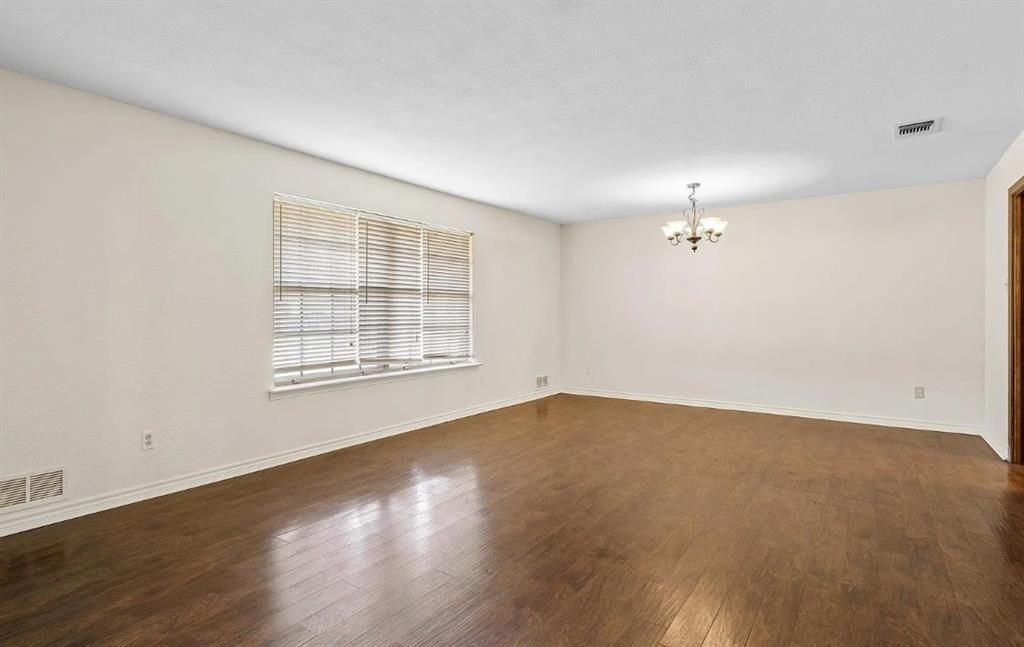 439 Main Van, TX 75790 - Photo 2 of 12