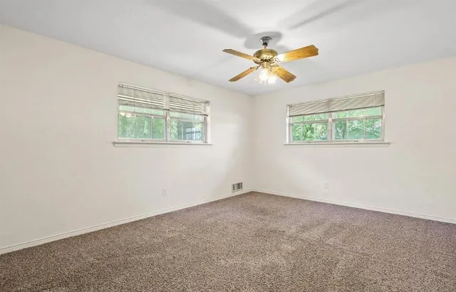 $1,700 | 439 Main, Van, TX 75790