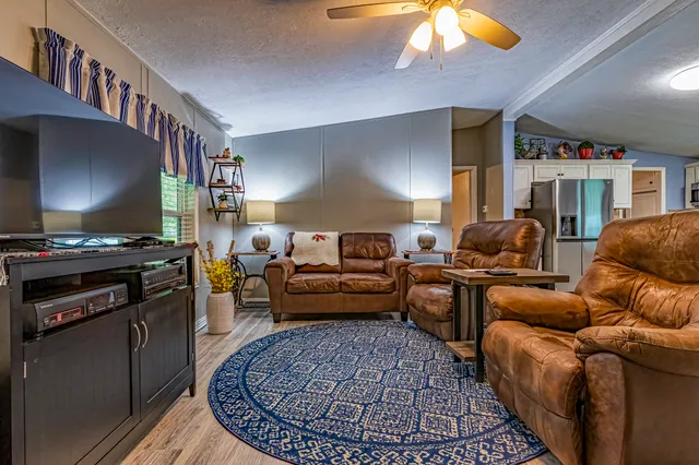 $163,400 | 142 Hounds Chase Lane, Trinity, TX 75862