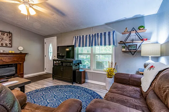 $163,400 | 142 Hounds Chase Lane, Trinity, TX 75862