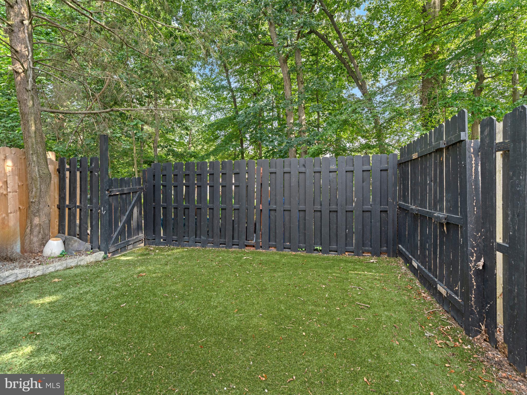 25 Roxborough Place Willingboro, NJ 08046 - Photo 22 of 24 Gallery Image 22