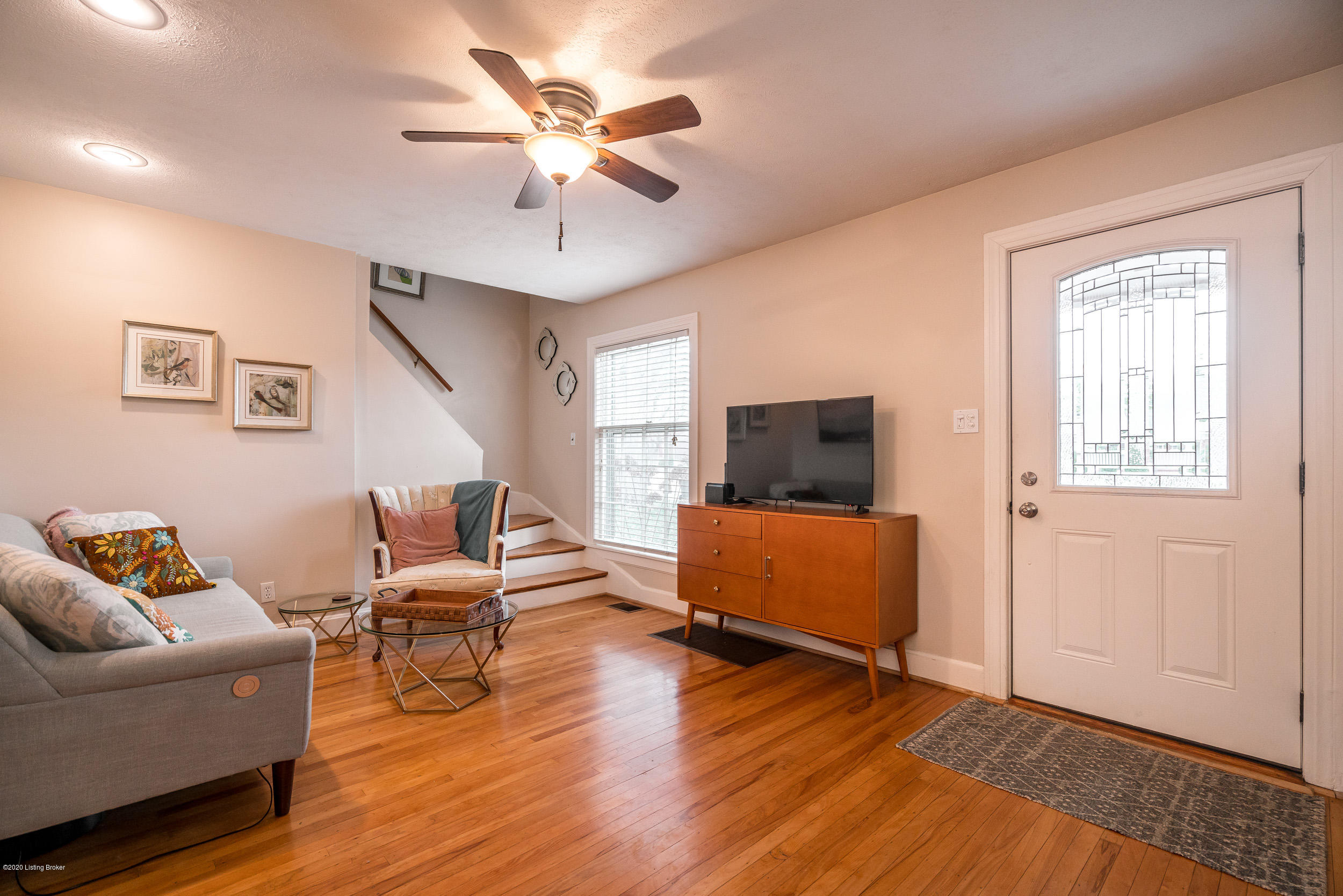 2932 Curran Road-16