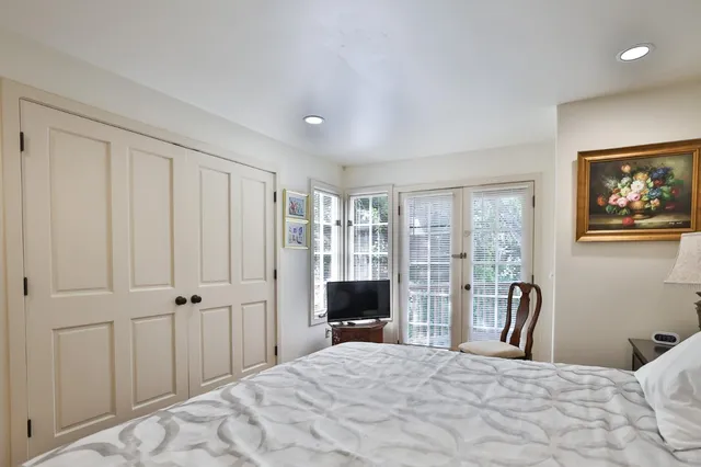 $1,998,000 | 0 4th Ave 3 Southeast 4-th Se 4th Avenue-3 Southeast Of Torres Avenue, Carmel, CA 93923