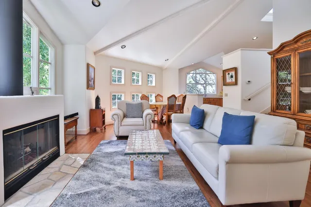 $1,998,000 | 0 4th Ave 3 Southeast 4-th Se 4th Avenue-3 Southeast Of Torres Avenue, Carmel, CA 93923