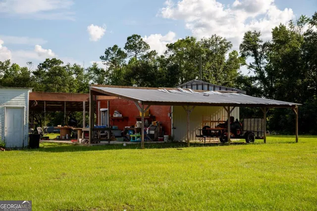 $375,000 | 1054 Penny Morris Road, Baxley, GA 31513
