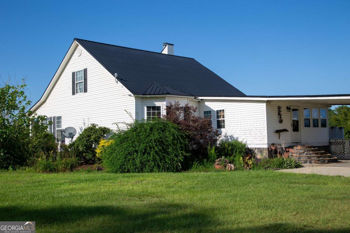 1054 Penny Morris Road Baxley, GA 31513 - Photo 6 of 22