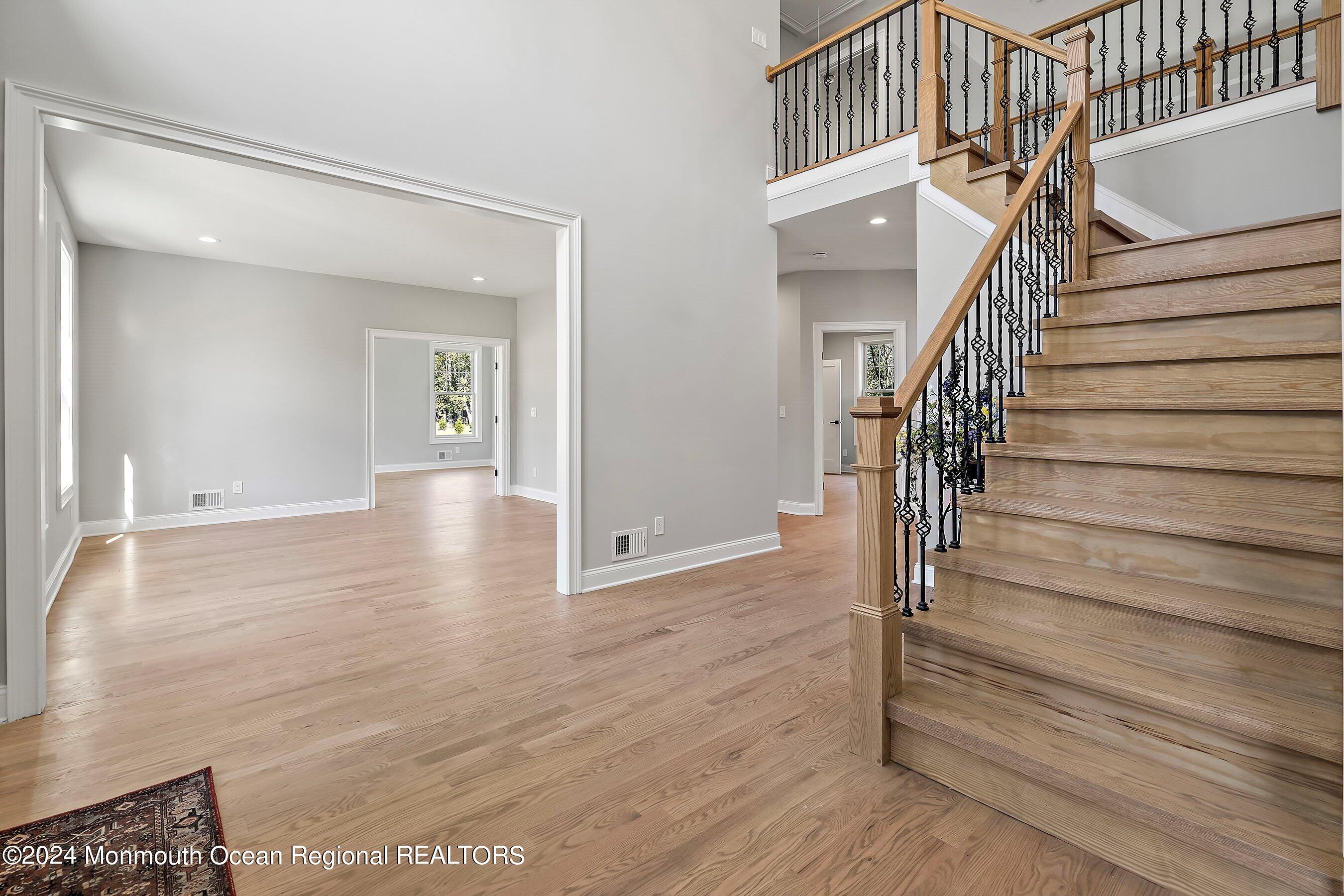 3 Haystack Court Sicklerville, NJ 08081 - Photo 4 of 27 04-04-Foyer 1A