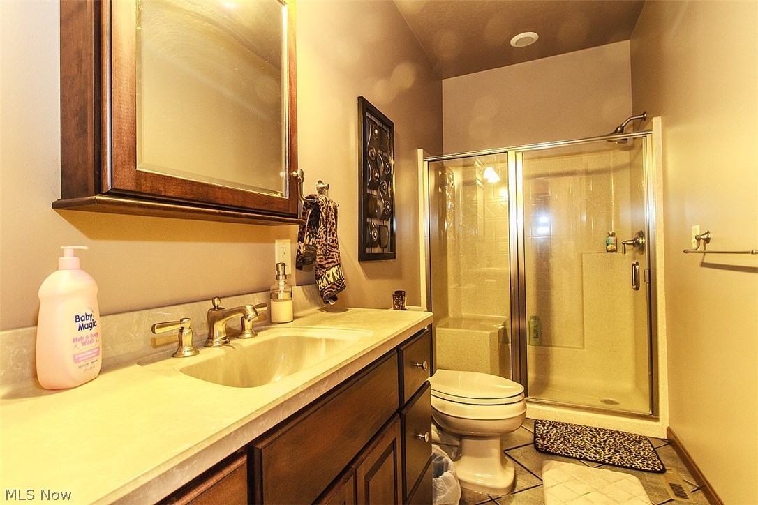 51715 Scales Road Bellaire, OH 43906 - Photo 19 of 35 Gallery Image 19