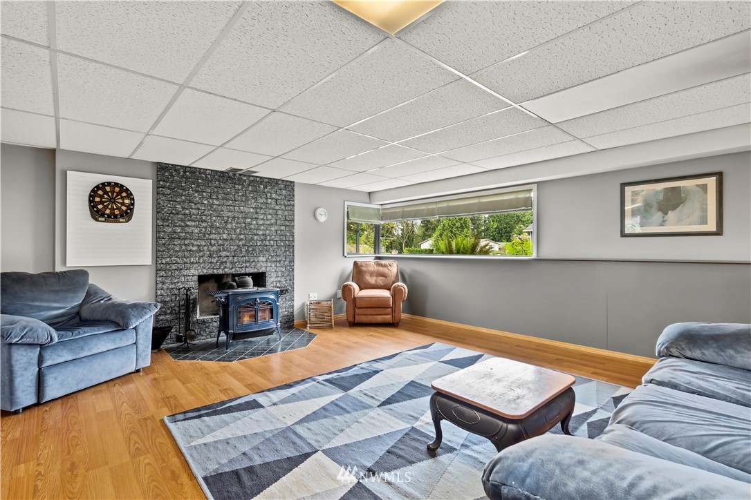 10219 Northeast 200th Street Bothell, WA 98011 - Photo 17 of 25 Gallery Image 17