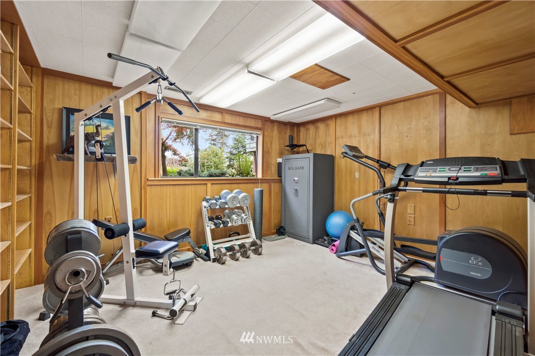 10219 Northeast 200th Street Bothell, WA 98011 - Photo 22 of 25 Gallery Image 22