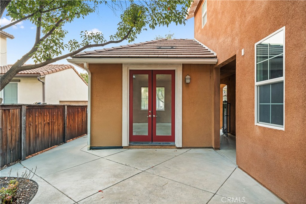 10877 Cameron Court Corona, CA 92883 - Photo 3 of 31 a front view of a house