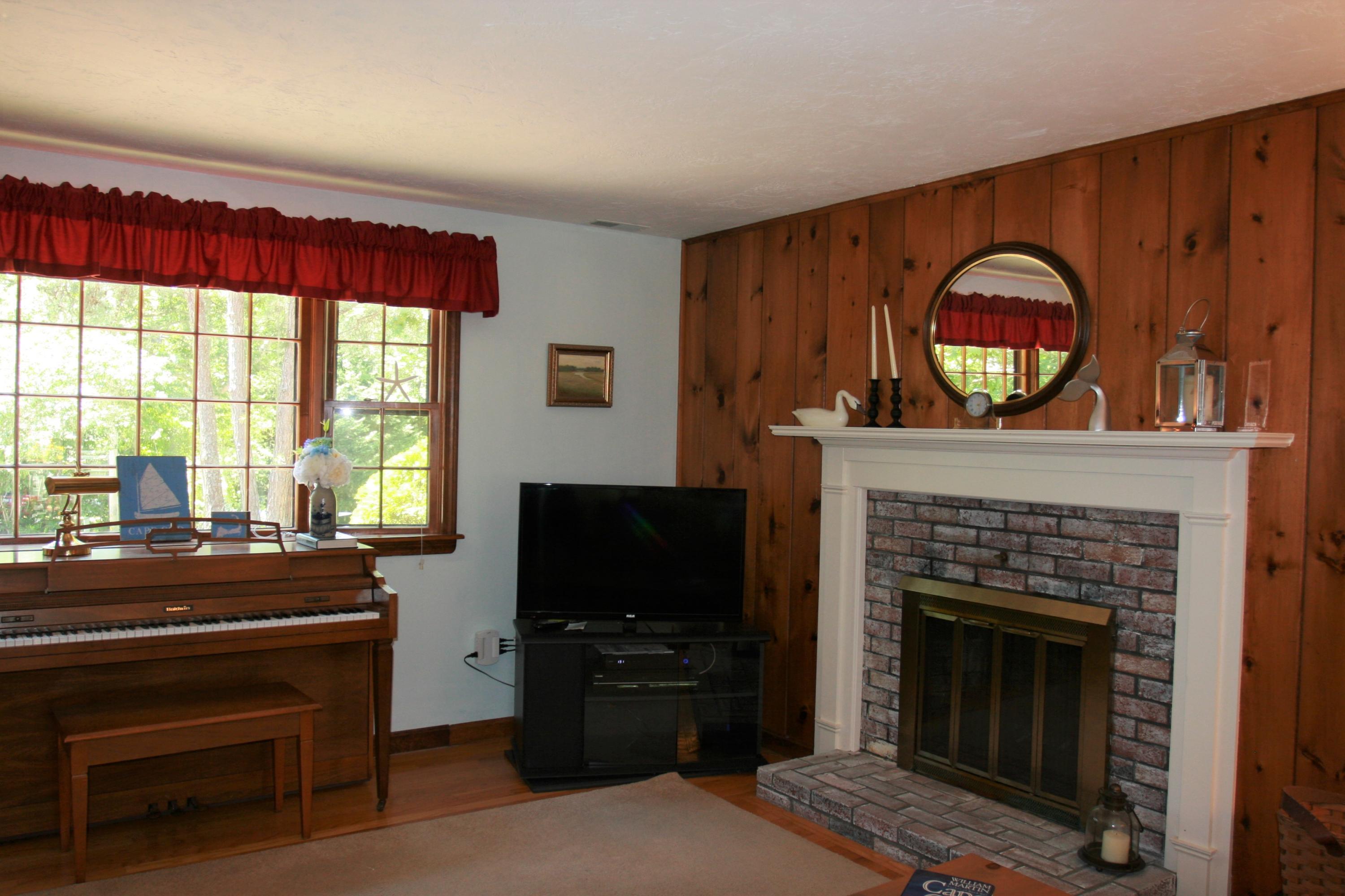 14 Buttonwood Road Harwich, MA 02645 - Photo 8 of 35 1 (8)