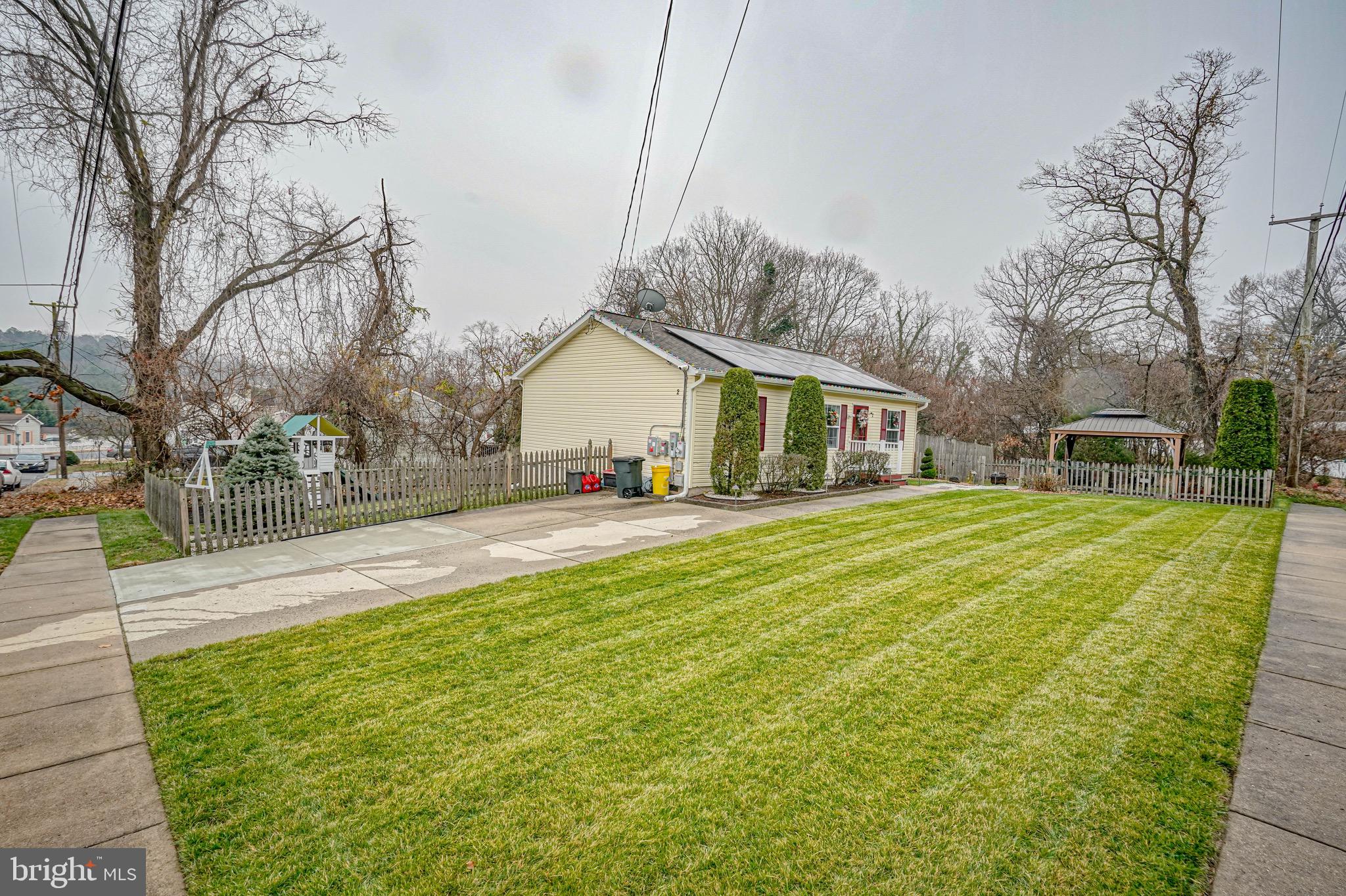 2 Hazel Lane Pine Hill, NJ 08021 - Photo 2 of 28